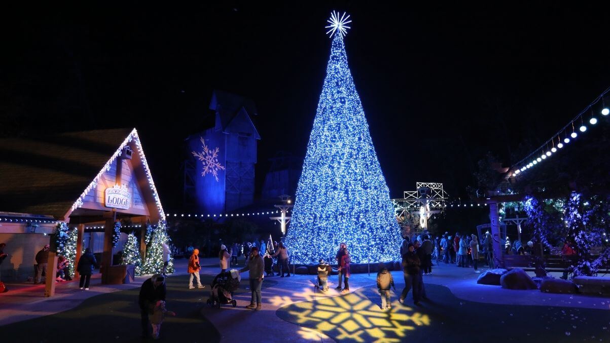 Dollywood&#039;s Smoky Mountain Christmas is the Perfect Weekend Getaway this Winter - KY Spotlight